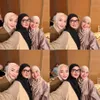Nikita Willy selfie bareng Shireen Sungkar