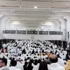 Potret Nina Zatulini Jalani Umrah Bareng Keluarga saat Hamil