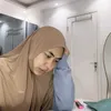 Oki Setiana Dewi belajar