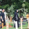 Olla Ramlan Tiba di Pemakaman Ibu