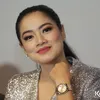 Titi Kamal dalam acara gala premier \&#039;RUMPUT TETANGGA\&#039;
