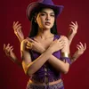 Davina Karamoy sebagai Nico Robin
