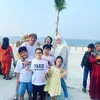 Potret Pasha Ungu Bareng 7 Anak