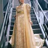 Lesti Gaun Emas 