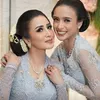 Istri Dede Yusuf dan Kaneishia Yusuf