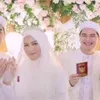 Alvin Faiz - Henny Rahman
