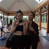  Persahabatan Enzy Storia 