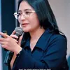 Potret Persiapan Prilly Latuconsina Sebelum Mulai Mengajar