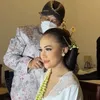 Yosika Ayumi dipasang ronce melati