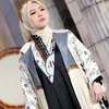 Selfi Yamma tampil cantik.