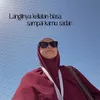 Poppy Bunga Bahagia Jalani Ibadah Haji,