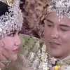 Potret Prosesi Pernikahan Adat Sunda Via Vallen dan Chevra Yolandi