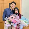 Puput Adik Teuku Ryan Lulus S2