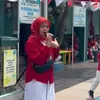 Potret Purie Mahadewi Nyanyi di Sekolah Anak