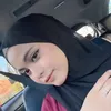 Putri Isnari