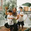 Putri Titian Momong Anak Imut Baby Face