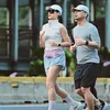Raditya Dika dan Anissa Aziza Lari Bareng