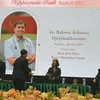 Rakeen Anak Dominique Sanda Dilantik Jadi Dokter
