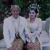 Potret Rangkaian Prosesi Adat Jawa Via Vallen dan Chevra Yolandi 
