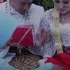 Potret Rangkaian Prosesi Adat Jawa Via Vallen dan Chevra Yolandi 