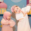 Rayyanza menakupkan tangan minta maaf