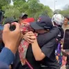 Rieke Diah Pitaloka Hadiri Pemakaman Affan