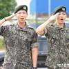 Potret RM dan V BTS Resmi Bebas Wajib Militer