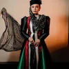 Rossa tampil cantik