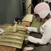 Happy Asmara main gamelan di studio niken salindry