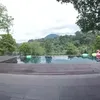 Rumah Reza Arap bagian kolam
