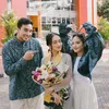 Salshabilla Adriani Hadiri Wisuda Adiknya