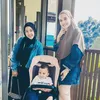Potret Santi Asokamala Istri Mark Sungkar yang 45 Tahun Lebih Muda