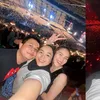Selebritis Indonesia yang Nonton Coldplay Bareng Keluarga