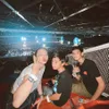Selebritis Indonesia yang Nonton Coldplay Bareng Keluarga