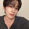 Potret Ganteng Kim Yo Han Saat Selfie