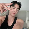 Potret Ganteng Kim Yo Han Saat Selfie