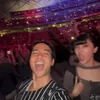 Vidi Aldiano dan Sheila Dara Aisha di Konser Bruno Mars