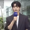 Potret Soobin TXT Jadi Reporter Peramal Cuaca