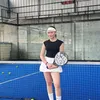 Sridevi Pegang Raket Padel
