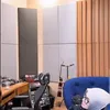 Syahrini terlihat santai