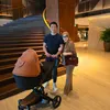 Potret Syahrini Momong Anak