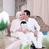 Potret Syahrini Rayakan Ultah Bareng Baby R