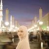 Potret Syifa Hadju di Madinah 