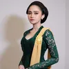 Syifa Hadju menawan dalam balutan kebaya hijau