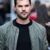 Taylor Lautner Aktor Tampan Jago Karate