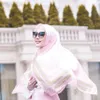 Potret Syahrini yang Mantap Berhijab