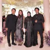 Penampilan Thariq &amp; Aaliyah saat menghadiri pernikahan Vior &amp; Vincent tuai pujian netizen