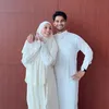 Tyas Mirasih dan suami