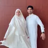 Tyas Mirasih dan Tengku Tezi akan umrah