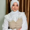 Aisha Hakim dapat ucapan.
